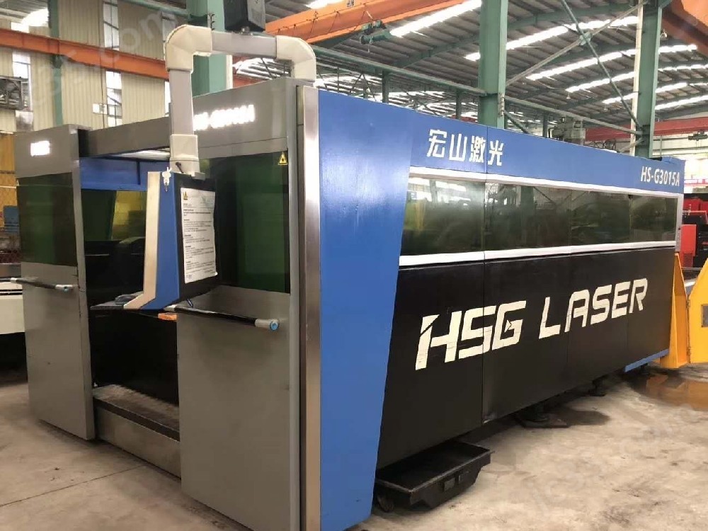 锐科激光器使用2年刚过保，设备烧坏，客户果断选择使用IPG原装二手机